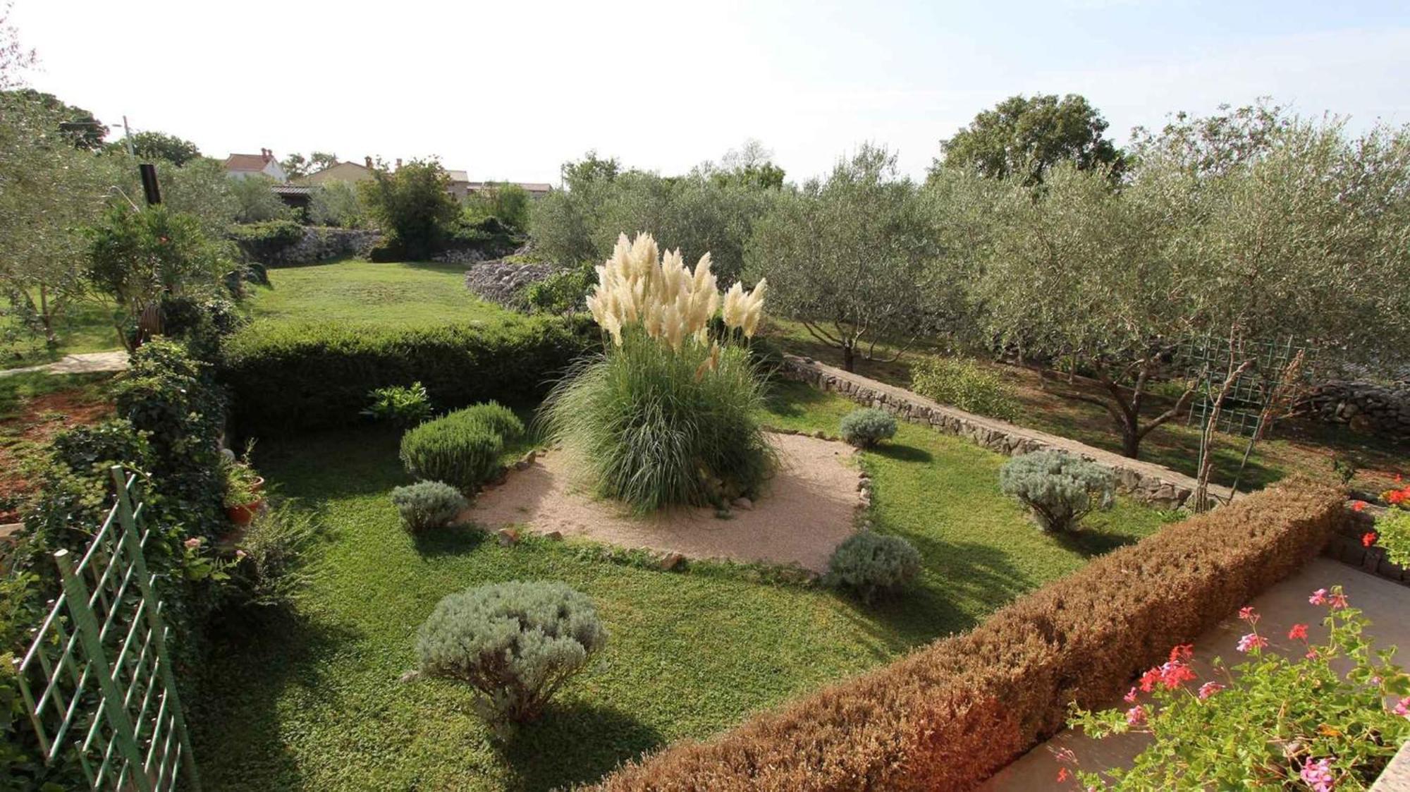 Malinska Apartment 1 Sveti Anton  Екстериор снимка