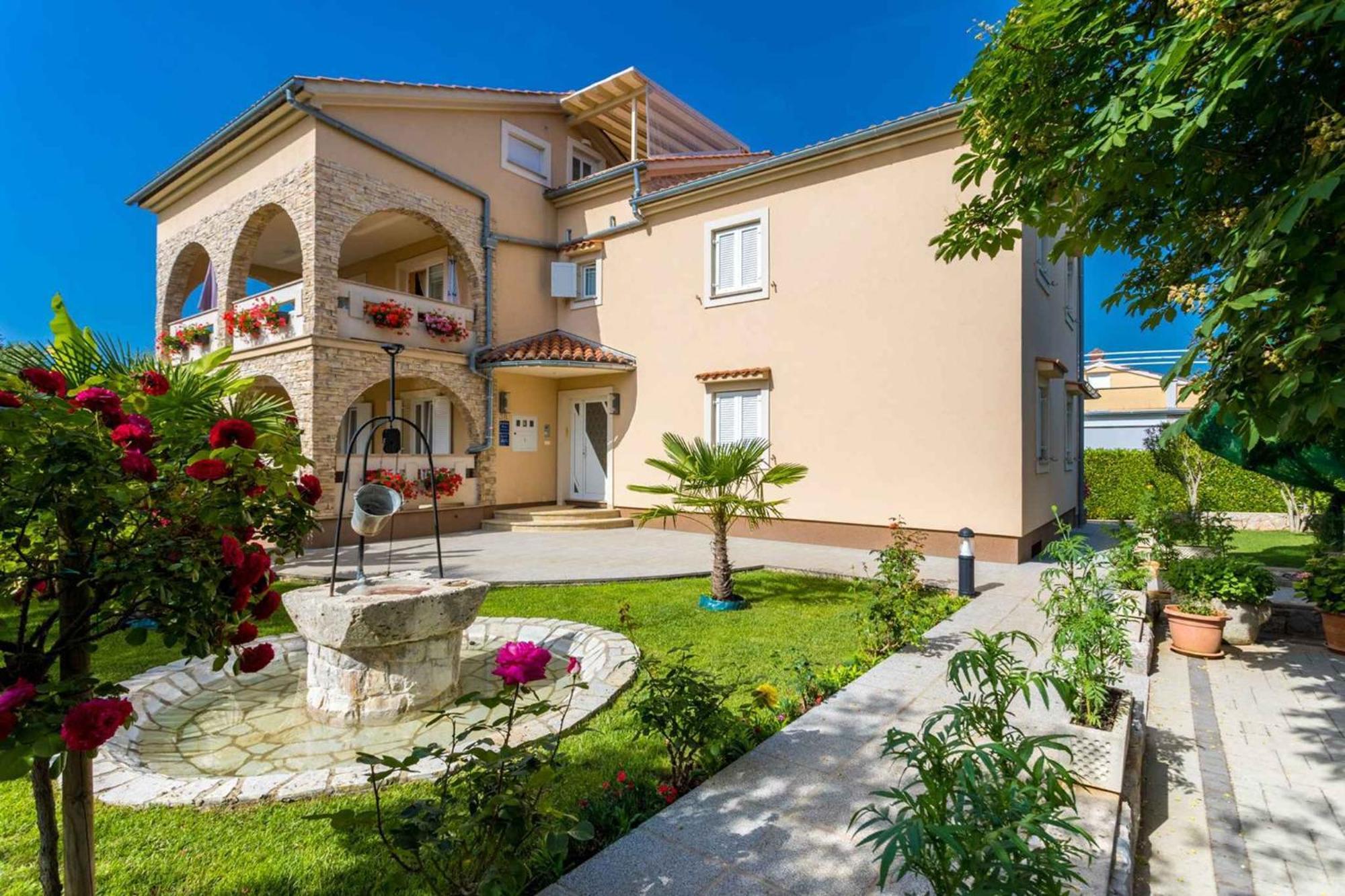 Malinska Apartment 1 Sveti Anton  Екстериор снимка