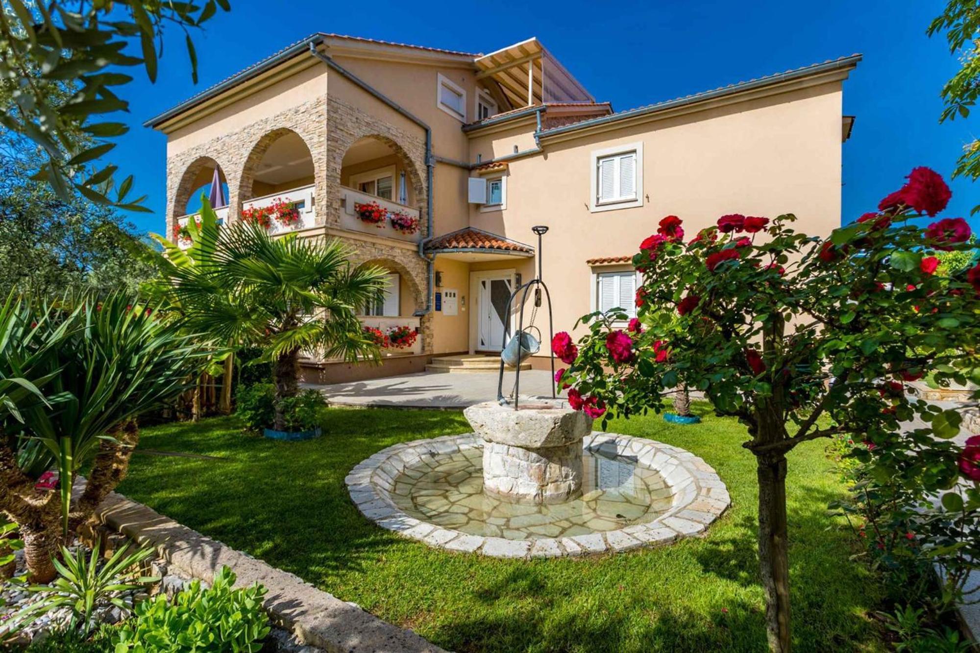 Malinska Apartment 1 Sveti Anton  Екстериор снимка